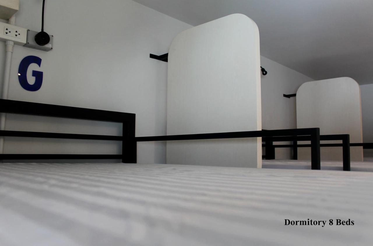 Phuket Marine Poshtel - Sha Plus 찰롱 외부 사진