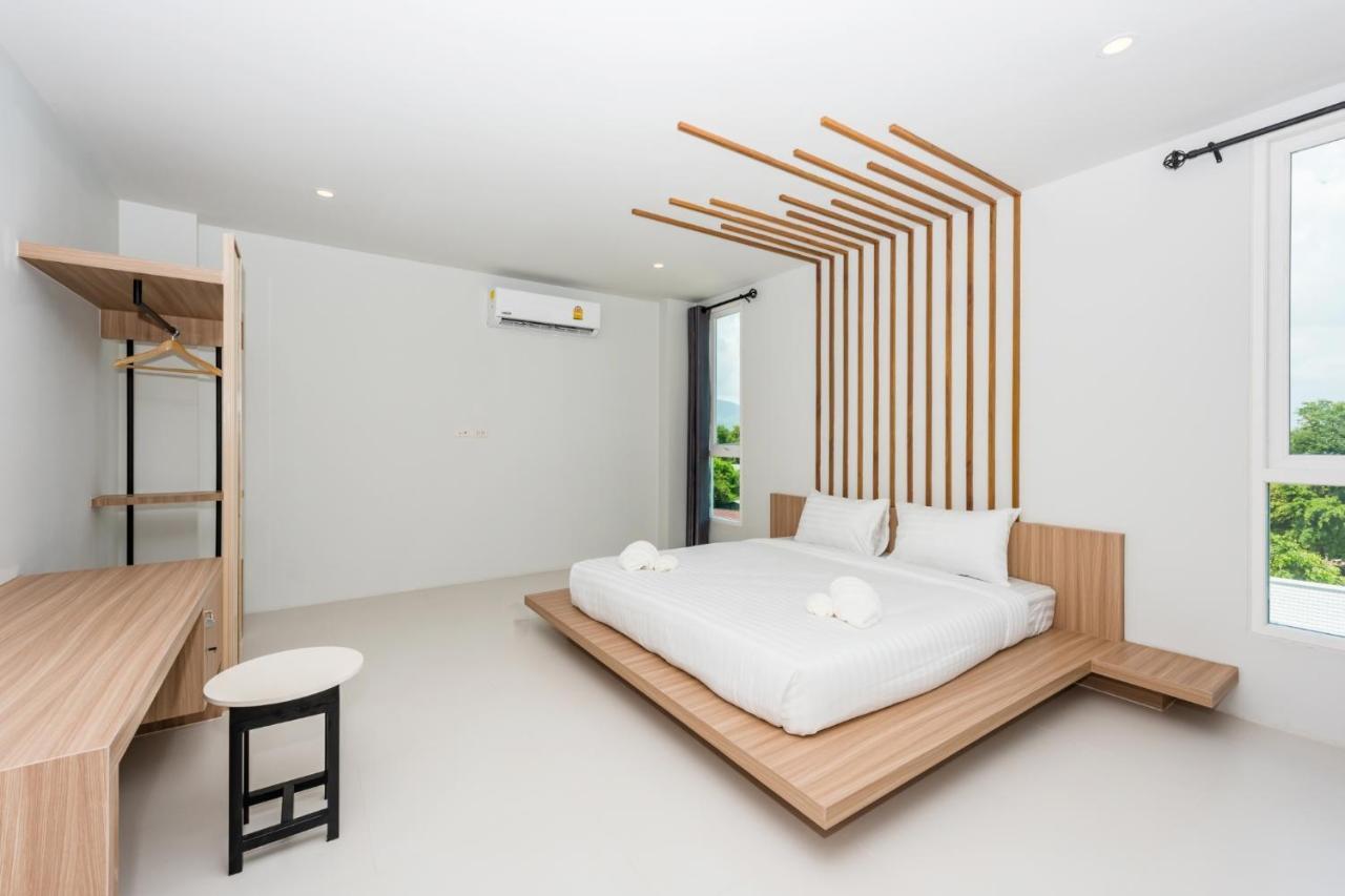 Phuket Marine Poshtel - Sha Plus 찰롱 외부 사진