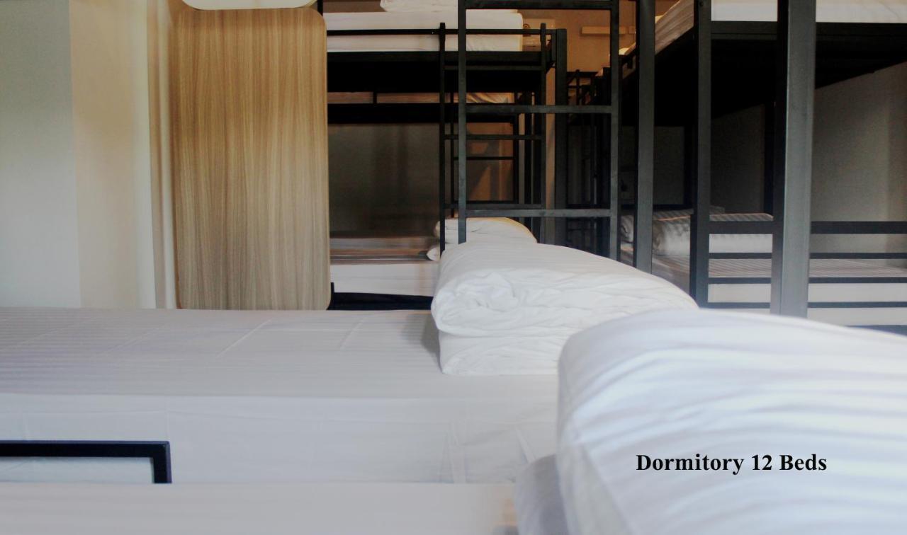 Phuket Marine Poshtel - Sha Plus 찰롱 외부 사진